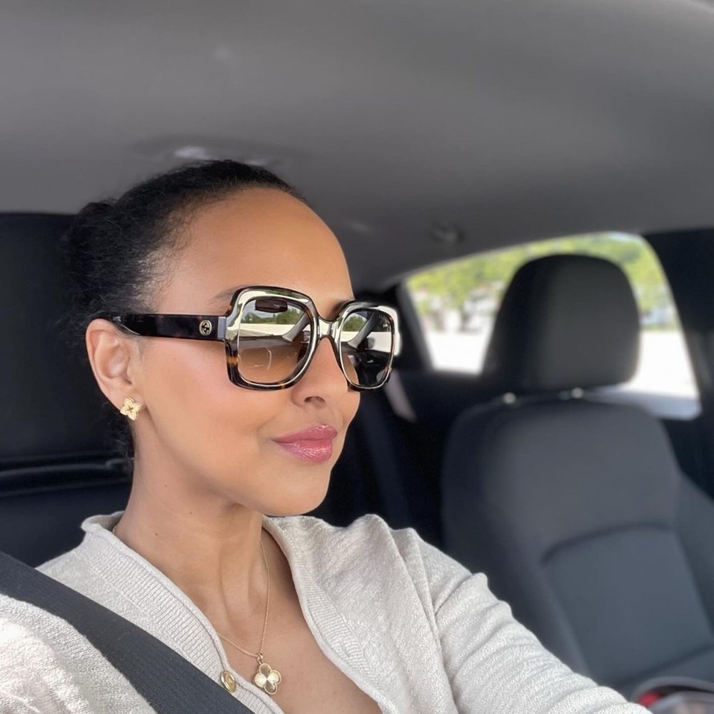 Gucci Tortoiseshell Sunglasses - Picture 9 of 9